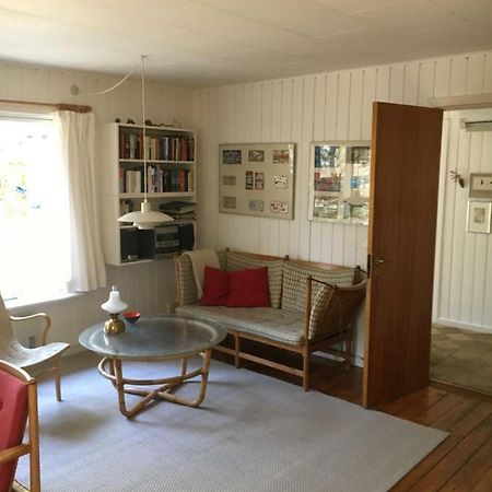 Midtvejshuset Villa รอนเน ภายนอก รูปภาพ