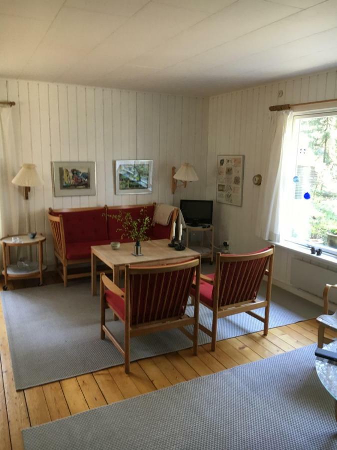 Midtvejshuset Villa รอนเน ภายนอก รูปภาพ